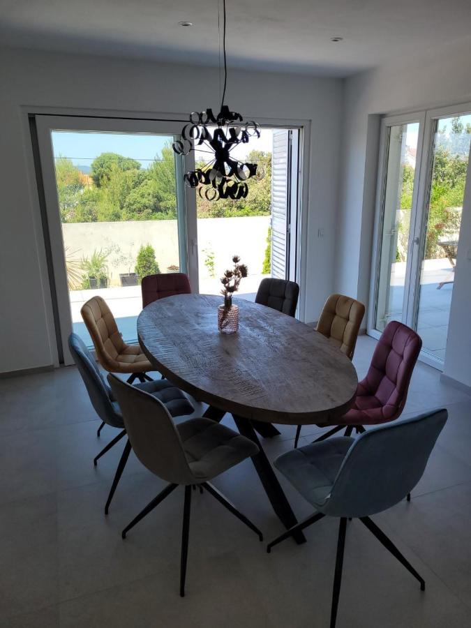 Appartamento Haus Dalmatia With Heated Pool Bibinje Esterno foto