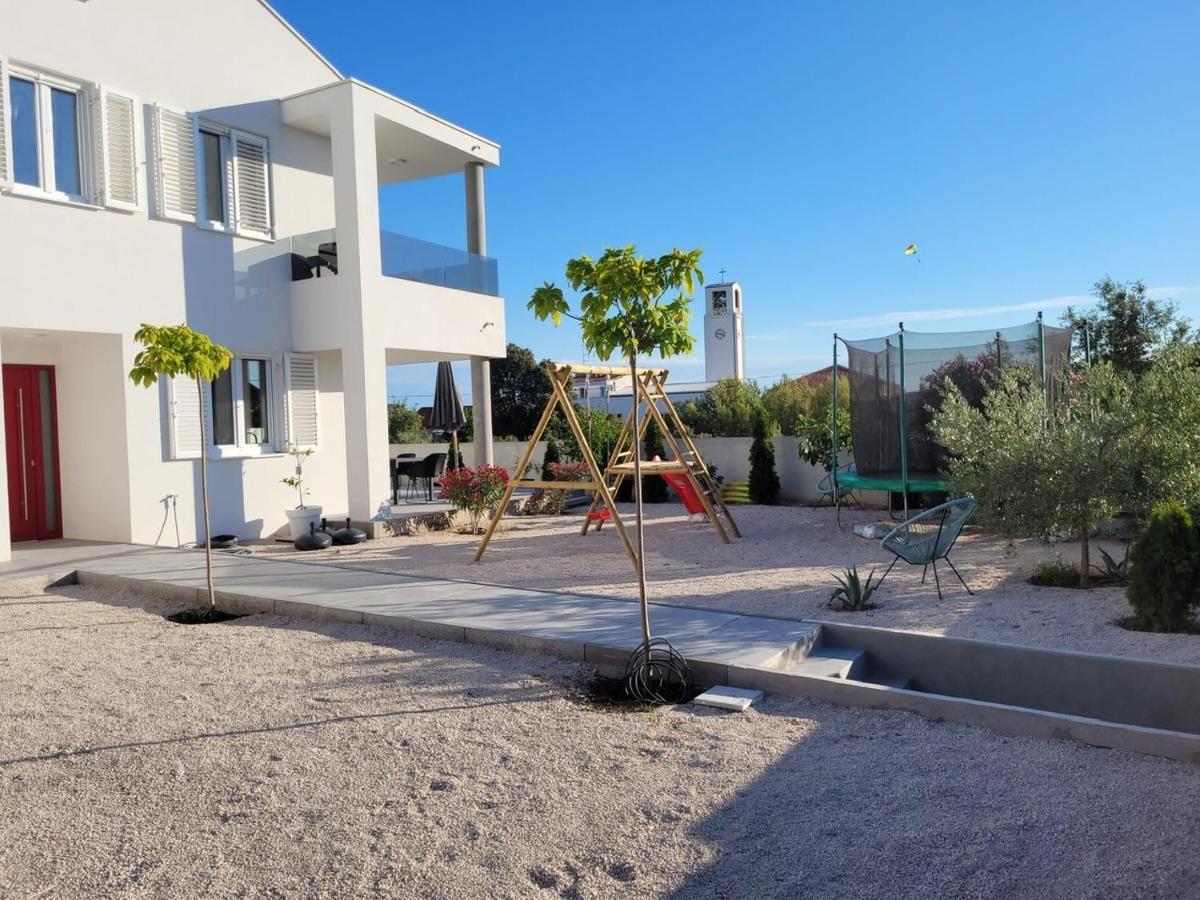 Appartamento Haus Dalmatia With Heated Pool Bibinje Esterno foto