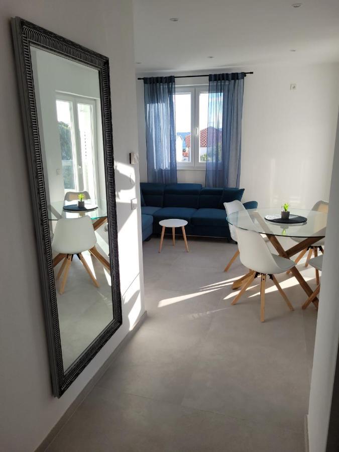 Appartamento Haus Dalmatia With Heated Pool Bibinje Esterno foto