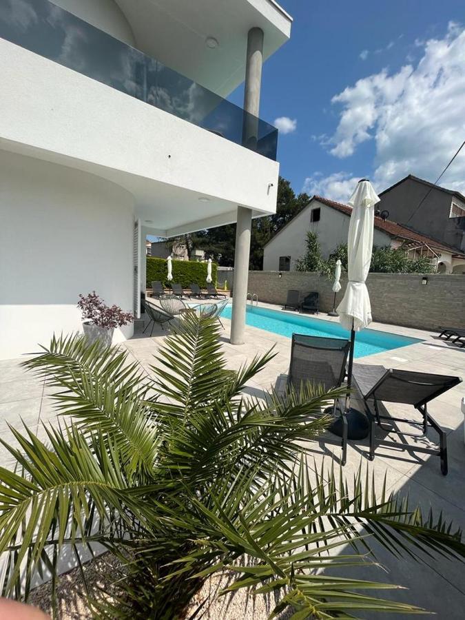 Appartamento Haus Dalmatia With Heated Pool Bibinje Esterno foto