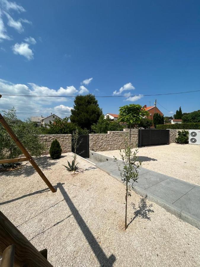 Appartamento Haus Dalmatia With Heated Pool Bibinje Esterno foto