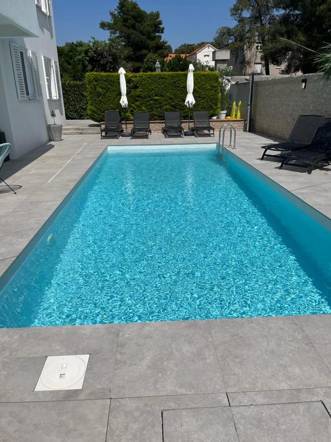 Appartamento Haus Dalmatia With Heated Pool Bibinje Esterno foto